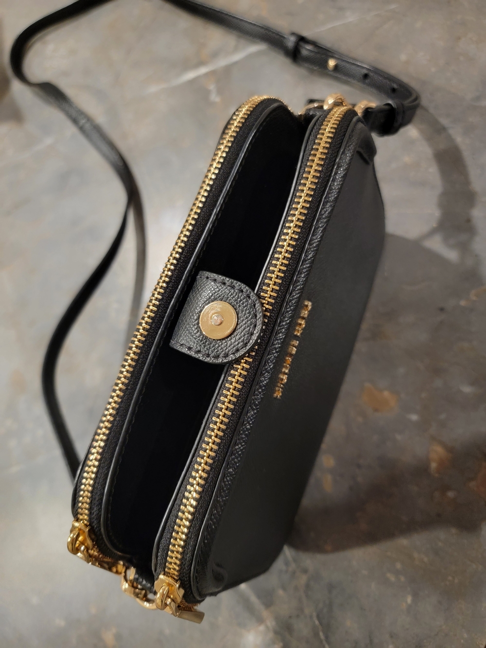 Michael Kors Black Crossbody Bag - Picture 5 of 6